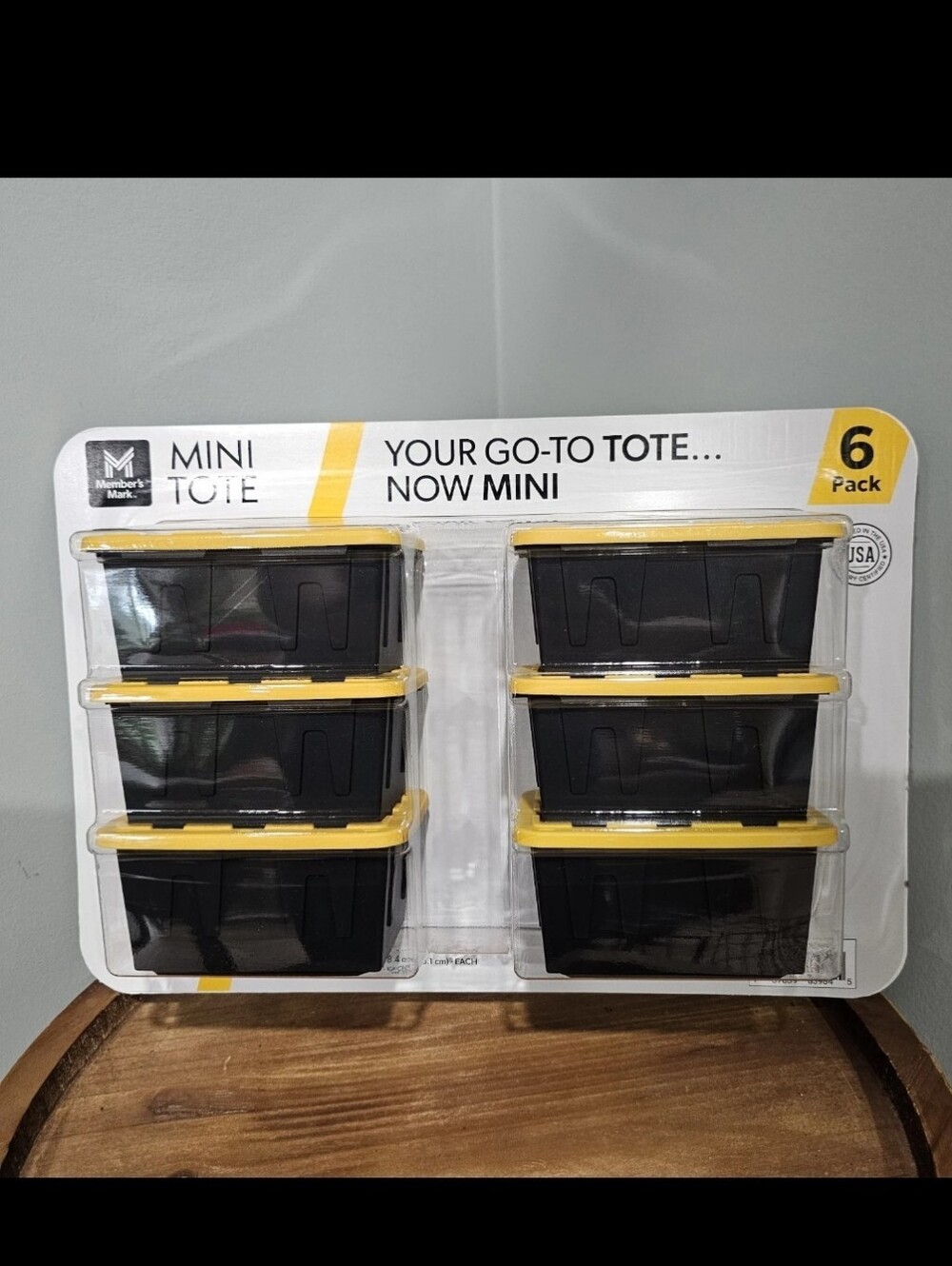 Member's Mark Mini Tote Plastic Containers w/ Lids Stackable 6 Pack Black/Yellow
